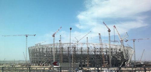 Obras de construção em 2014 no Estádio Nacional de Baku